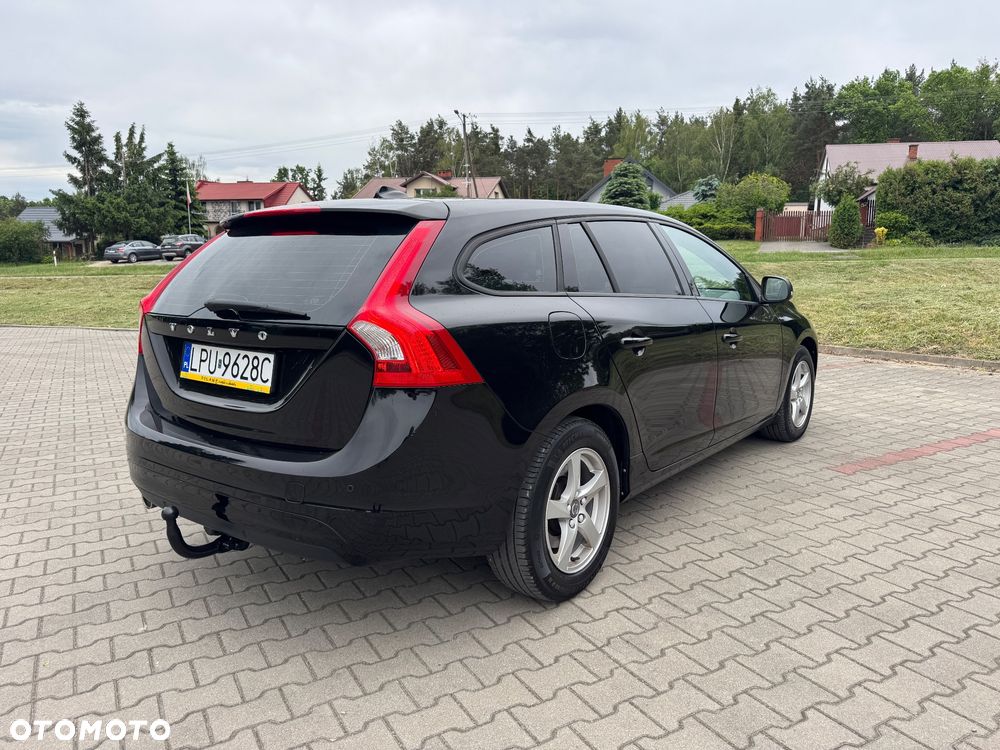 Volvo V40 D2 Kinetic - 21
