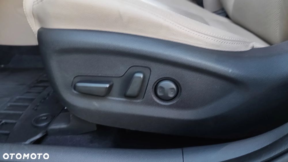Hyundai Tucson 2.0 CRDI Premium 4WD - 12