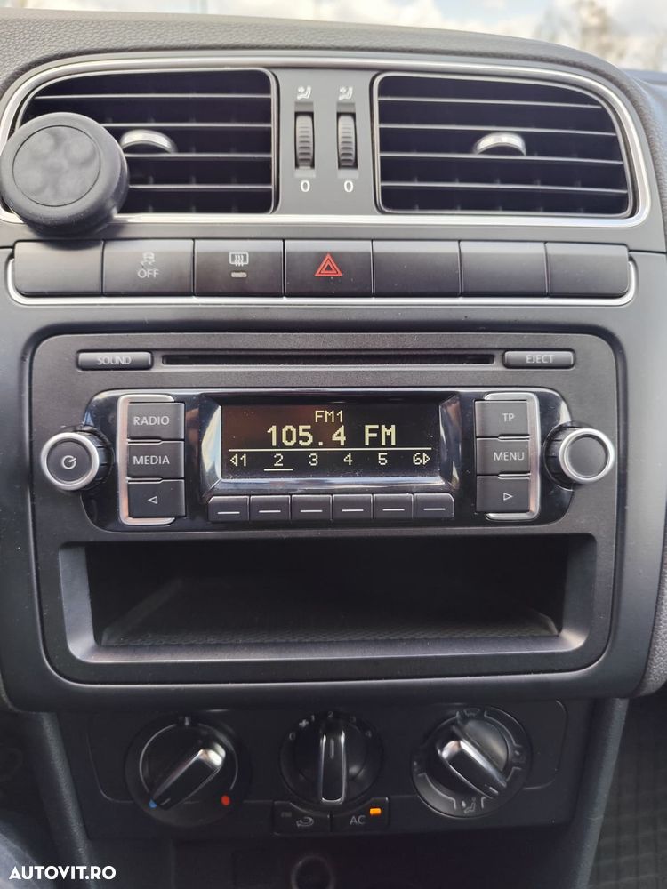 Volkswagen Polo 1.4 Comfortline - 6