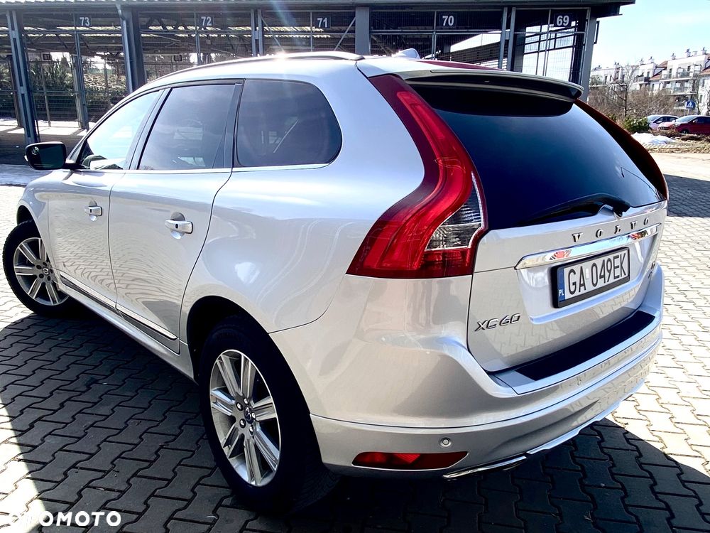 Volvo XC 60 T5 AWD Geartronic Inscription - 5