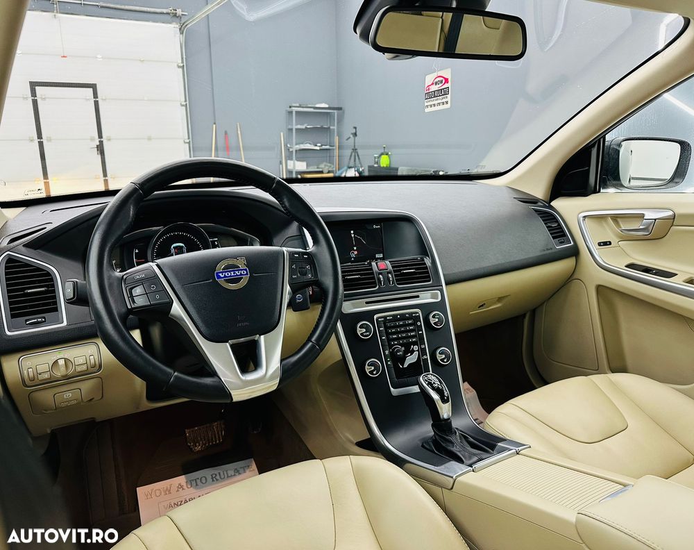 Volvo XC 60 D4 Geartronic Momentum - 19