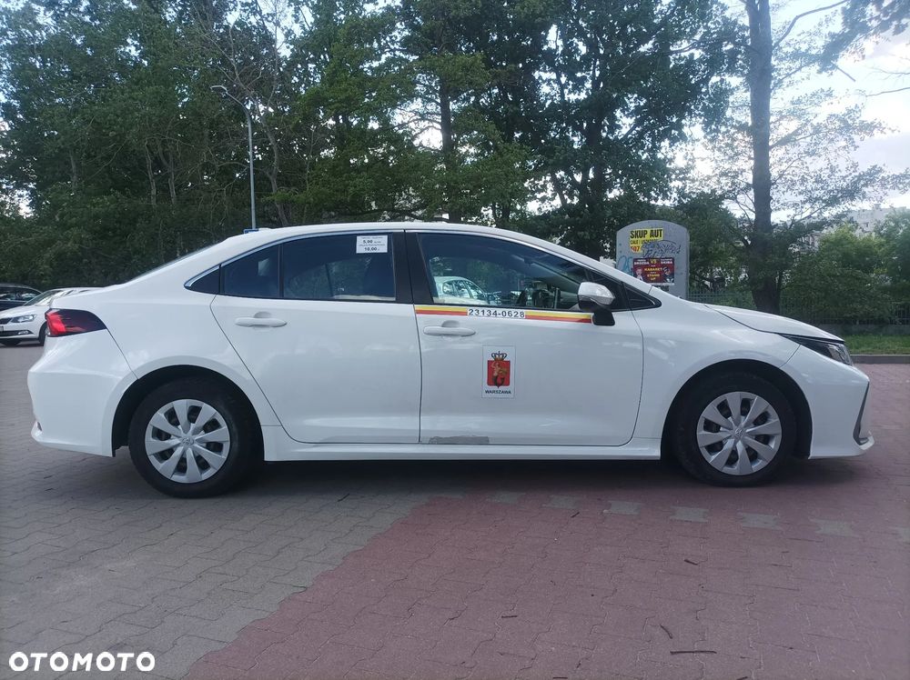 Toyota Corolla 1.8 Hybrid Comfort - 24