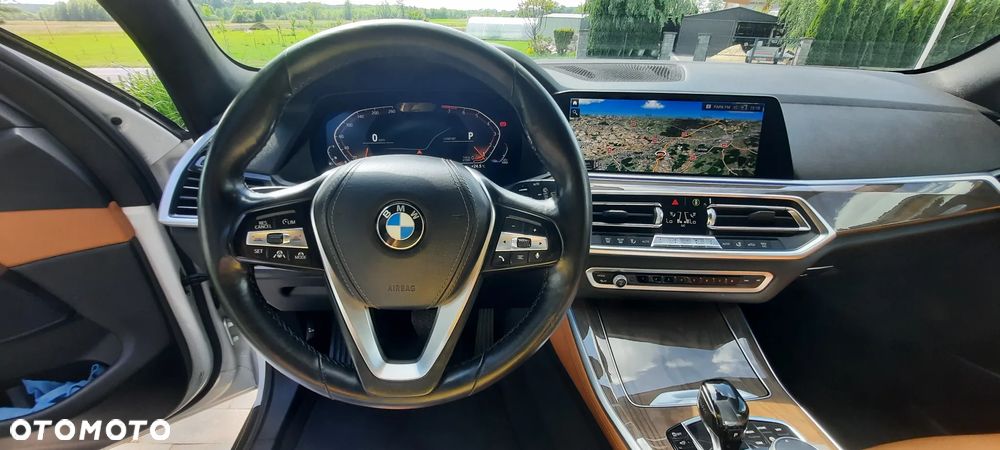 BMW X5 xDrive40i - 10