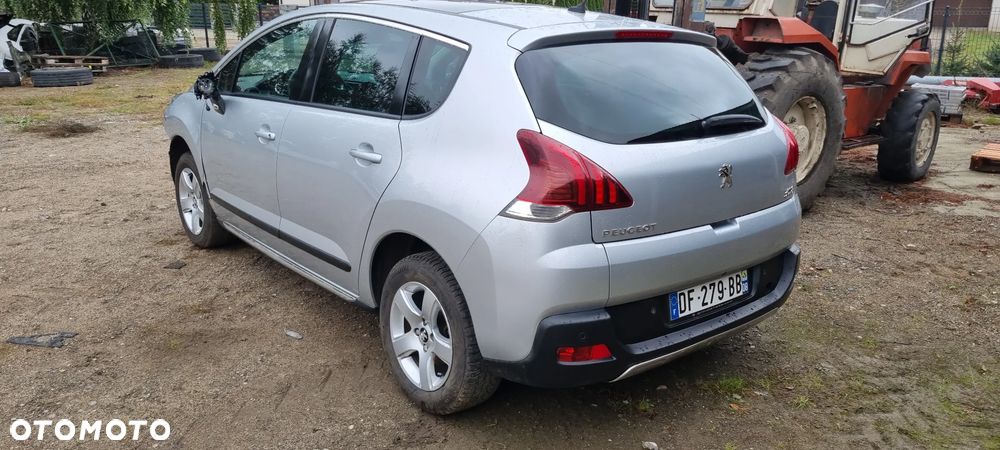 Peugeot 3008 HDi 115 Active - 3