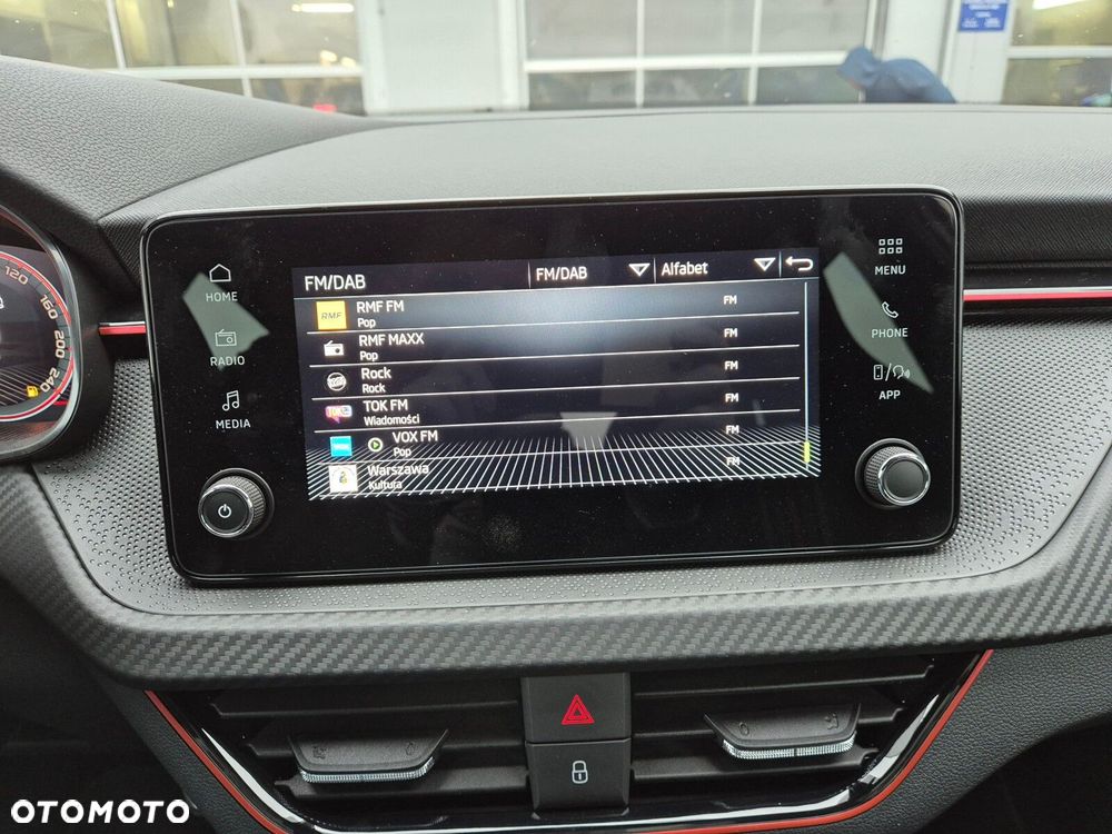 Skoda Kamiq 1.0 TSI Monte Carlo DSG - 32