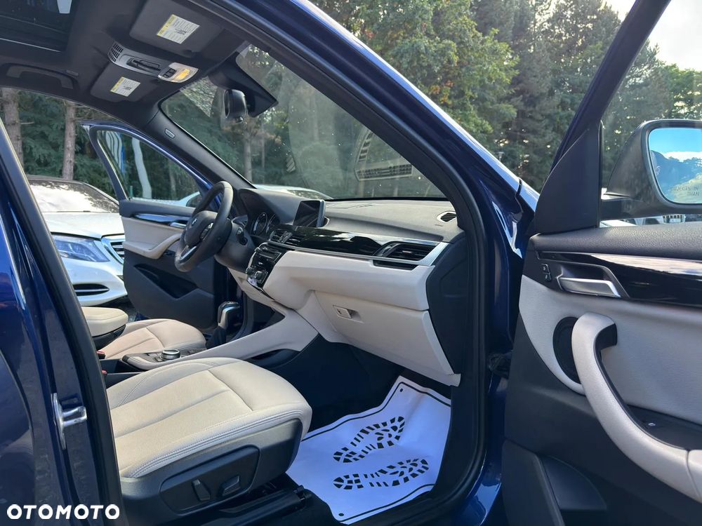 BMW X1 xDrive25i Advantage - 15