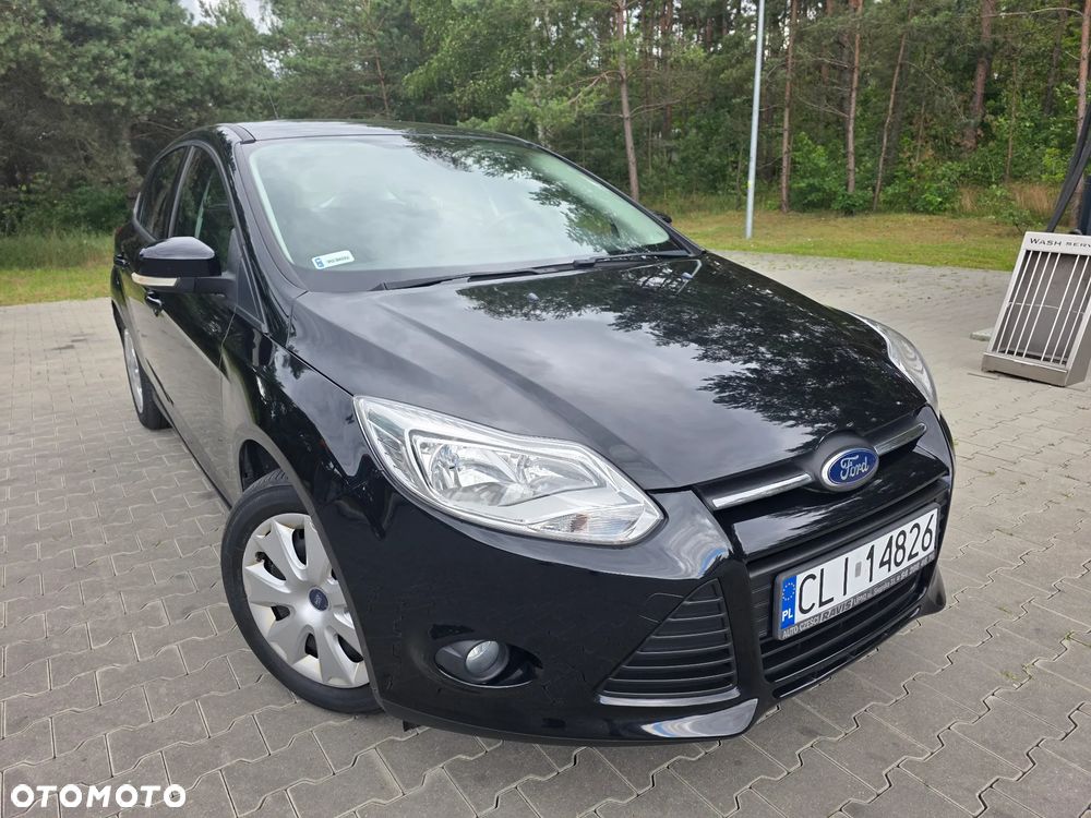 Ford Focus 1.6 Ambiente - 4