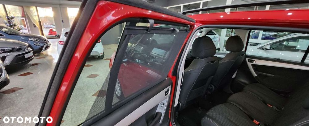 Citroën C4 Grand Picasso - 24