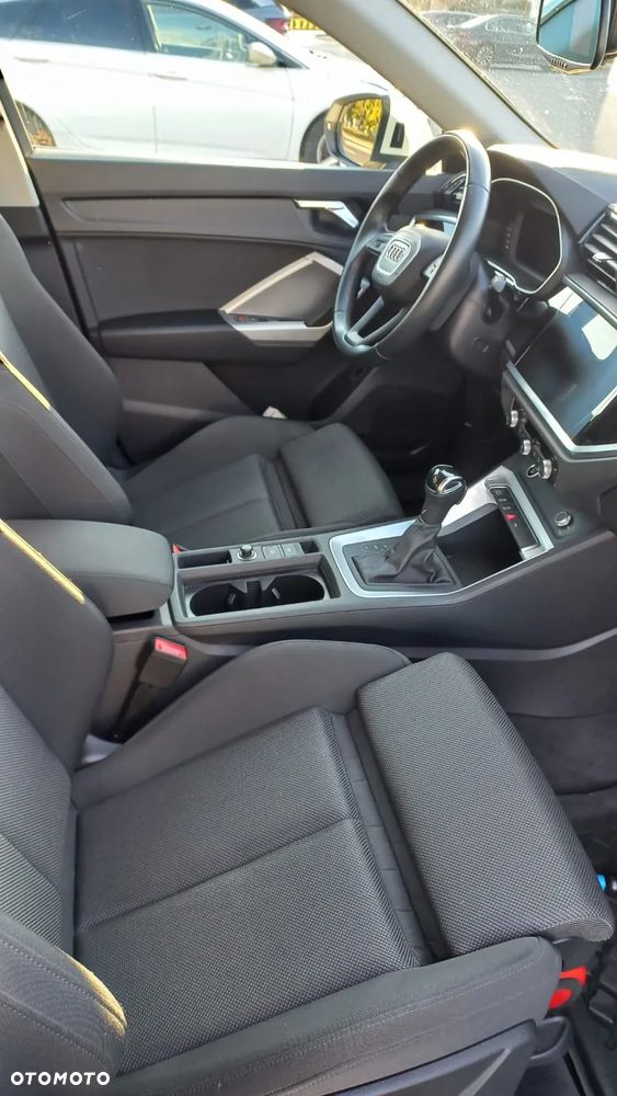 Audi Q3 35 TFSI S tronic - 22