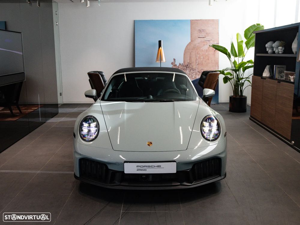 Porsche 911 (992) Carrera GTS - 13