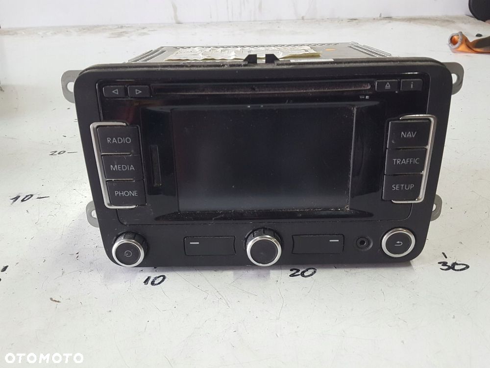 VW PASSAT B7 CC EOS GOLF V VI NAWIGACJA GPS RADIO 3C0035279M - 1