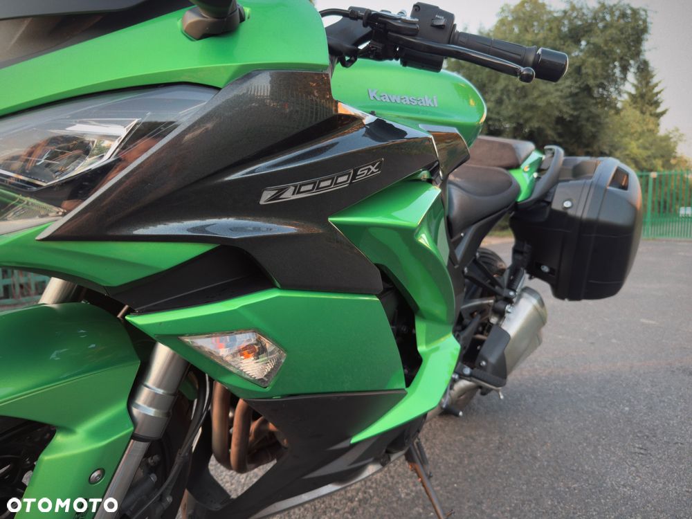 Kawasaki Ninja 1000 SX - 32