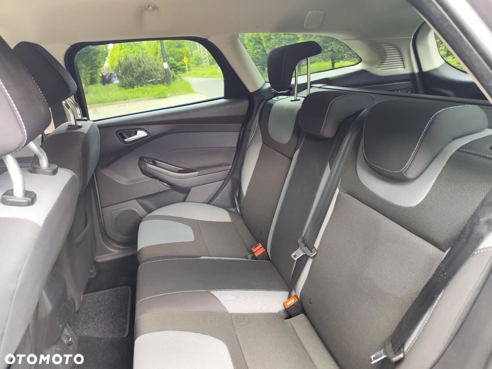 Ford Focus 1.6 TI-VCT Champions Edition - 18