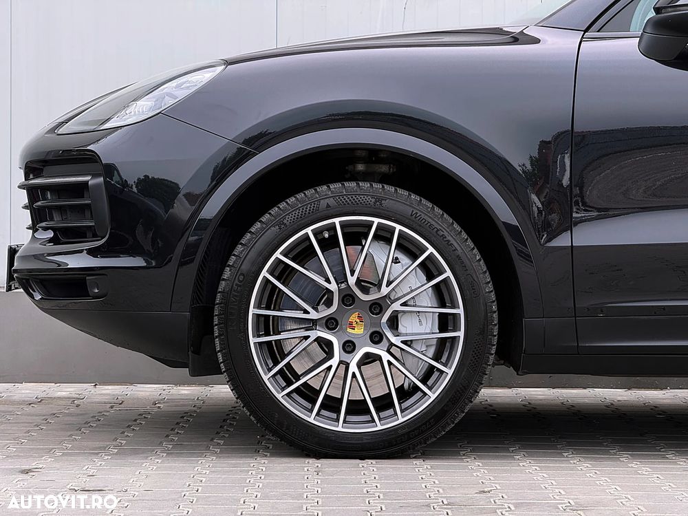 Porsche Cayenne Tiptronic S Platinum Edition - 15