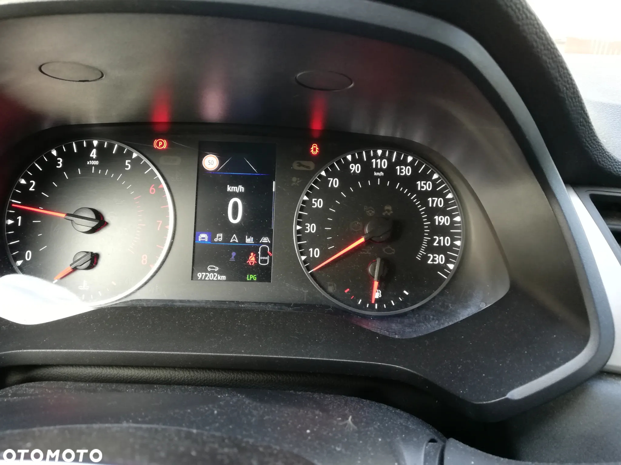 Renault Captur 1.0 TCe Zen - 9
