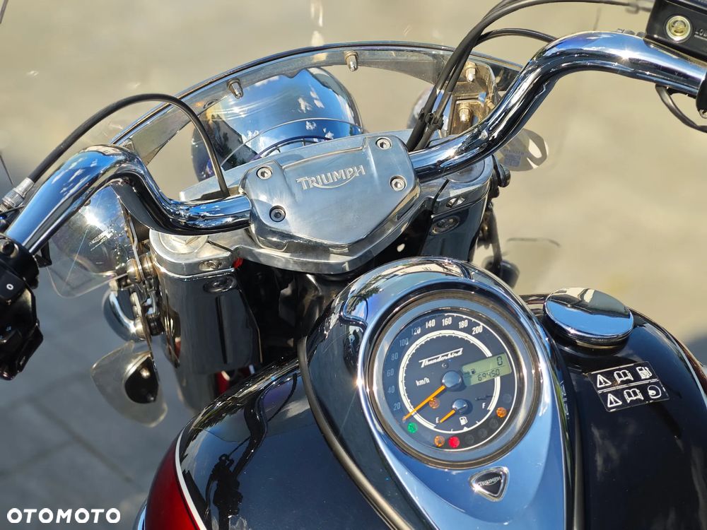 Triumph Thunderbird - 12