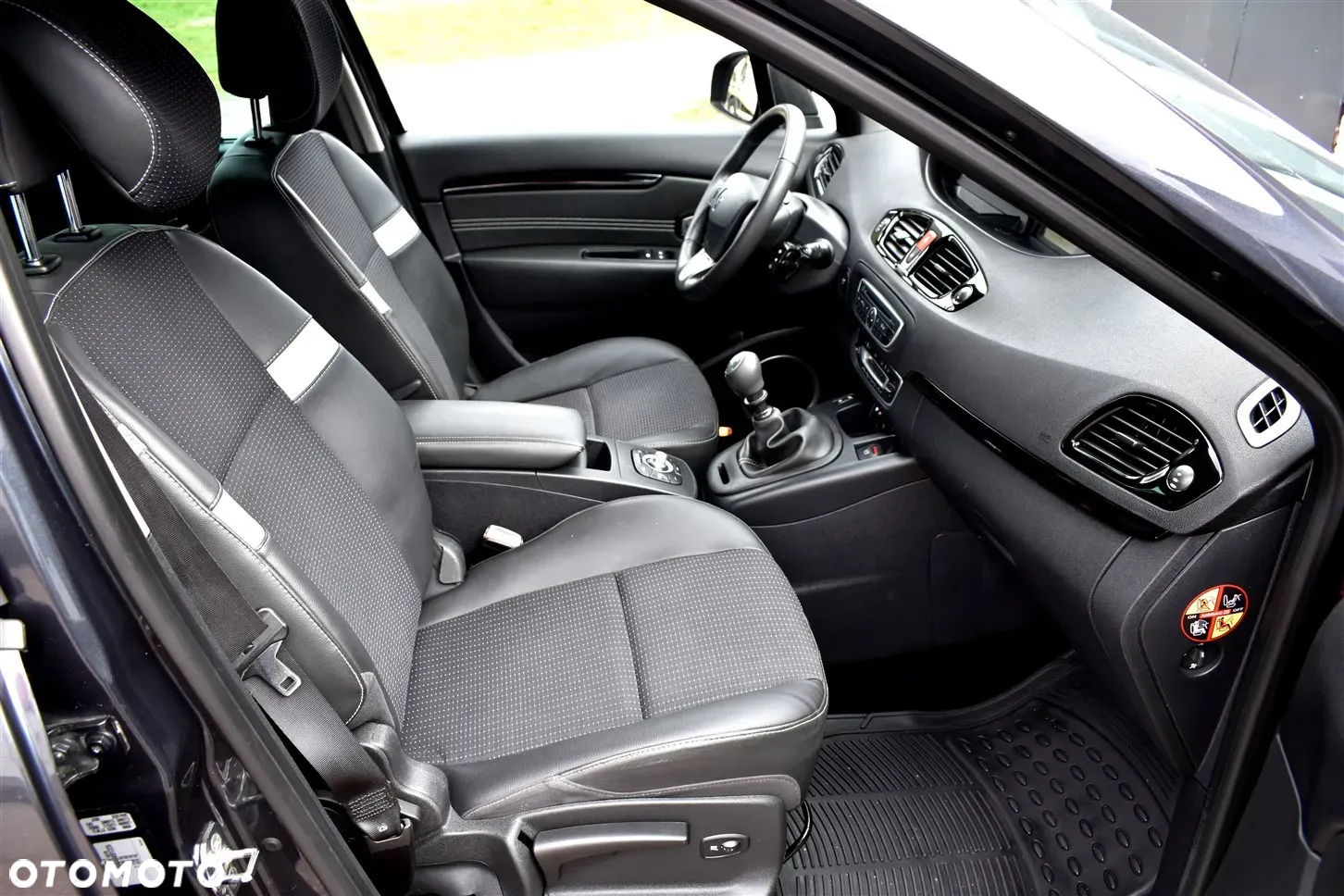 Renault Scenic 1.6dCi Energy TomTom Edition - 38