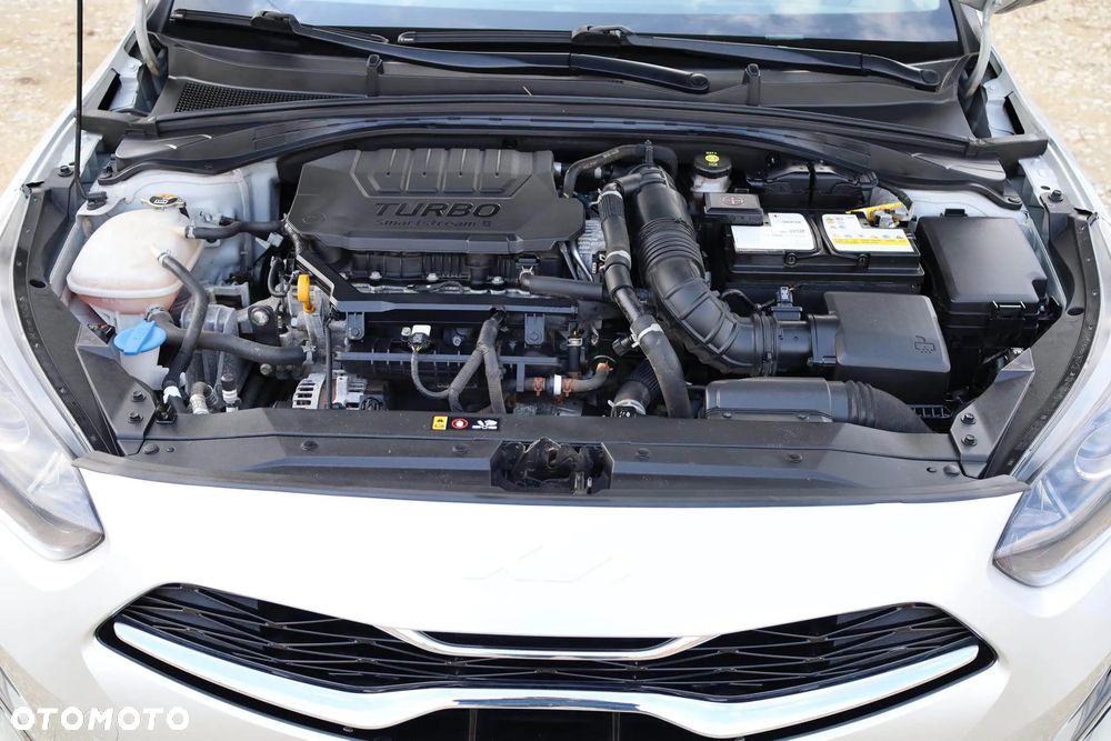 Kia Ceed 1.5 T-GDI M - 13