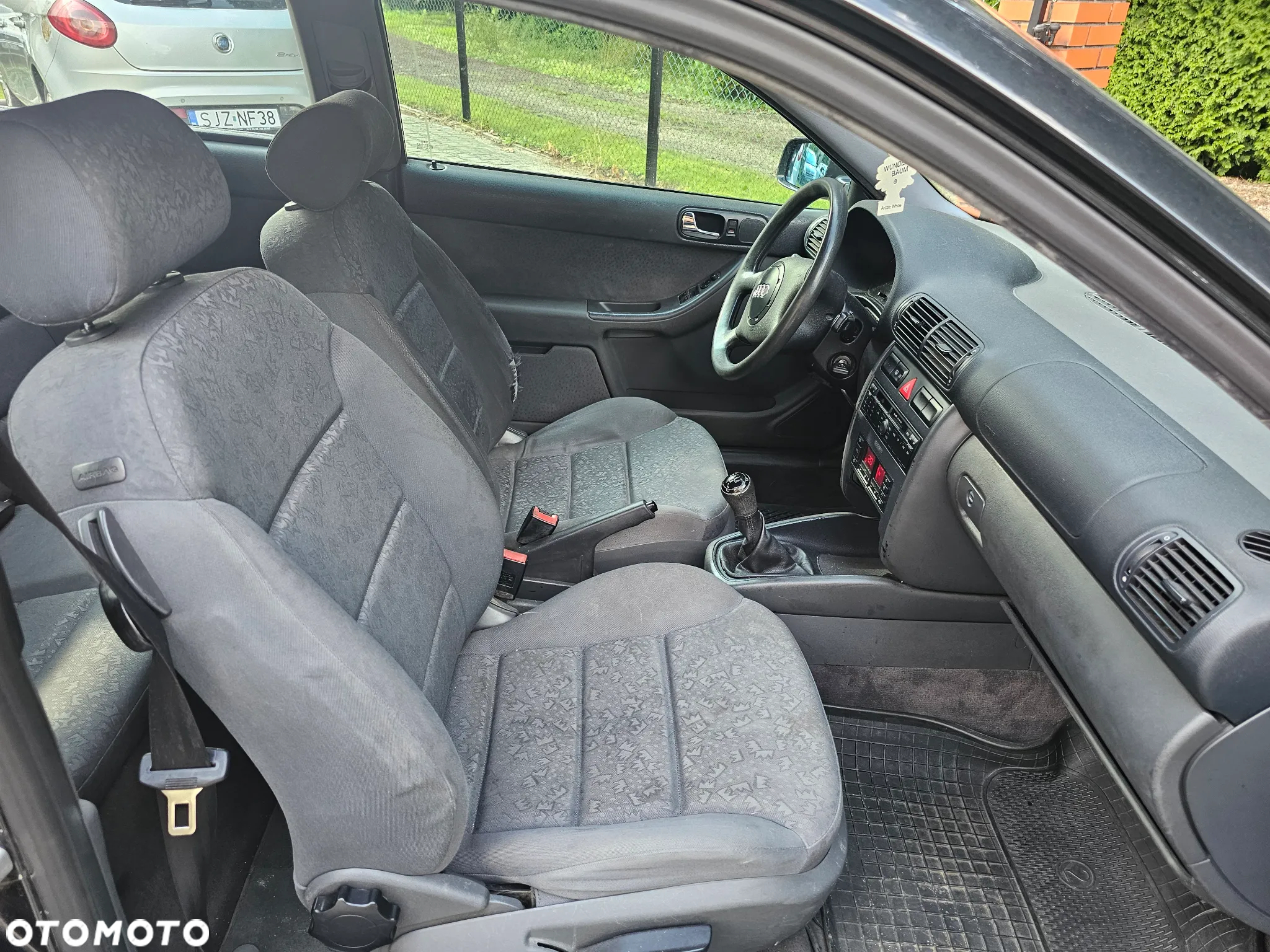 Audi A3 1.6 Attraction - 5