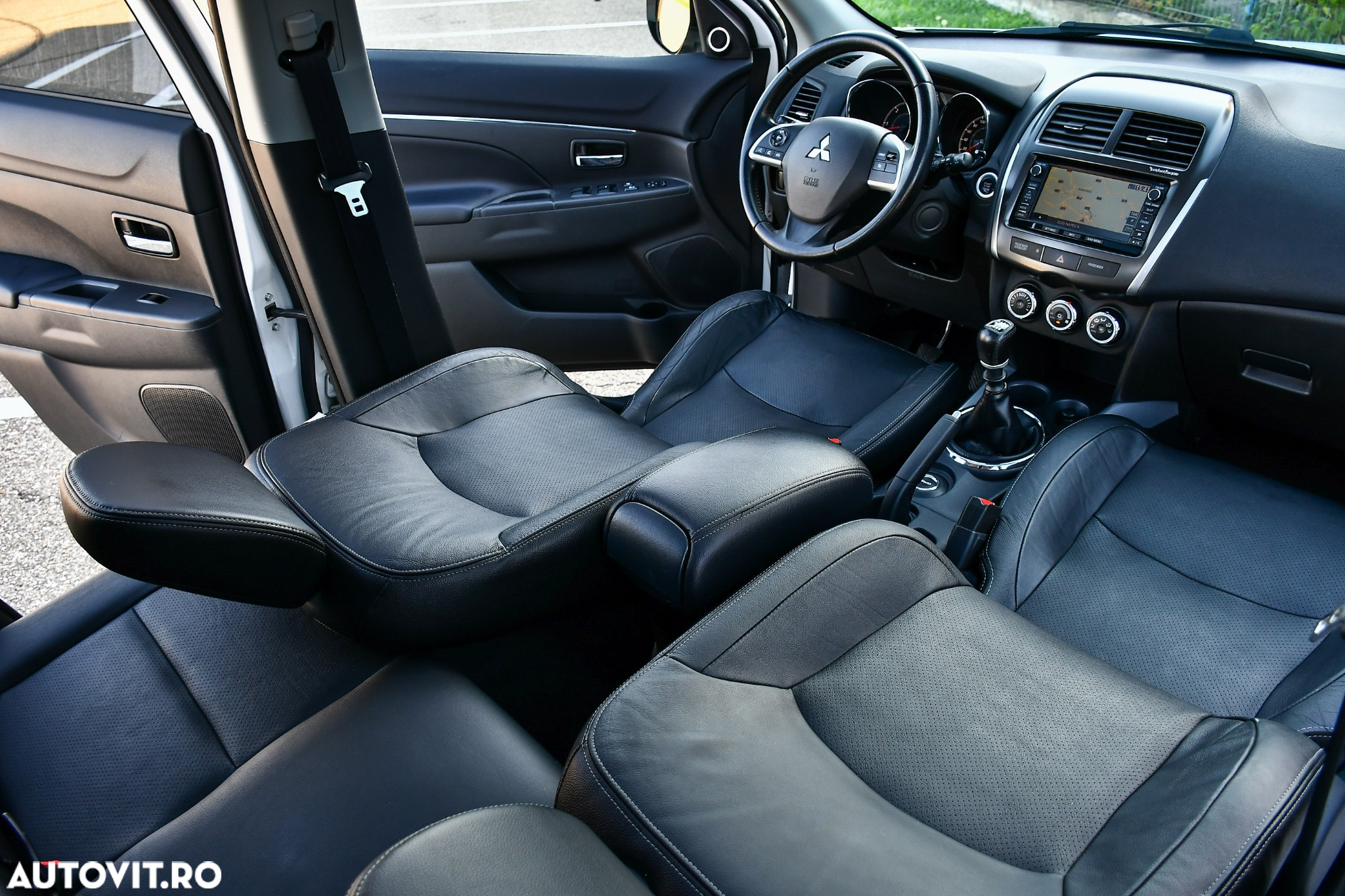 Mitsubishi ASX 1.8 DI-D 4WD Instyle - 17
