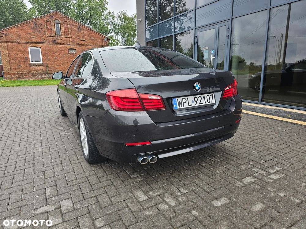 BMW Seria 5 520d Luxury Line - 15