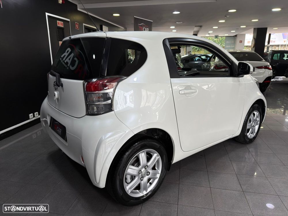 Toyota iQ 1.0 VVT-i 2 EP - 5