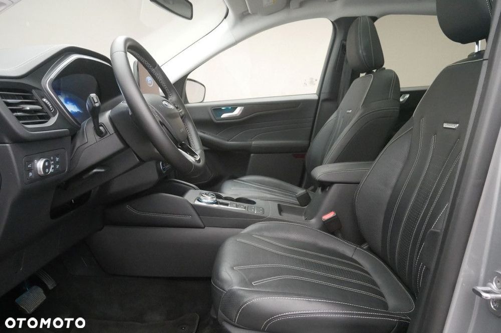 Ford Kuga - 12
