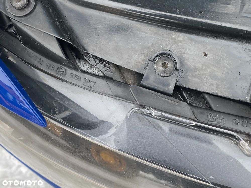 VW POLO 6R V 09- LAMPA Prawa przód przednia VALEO ZWYKŁA EUROPA - 5
