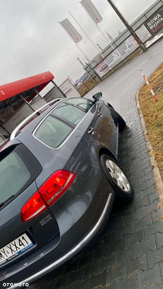 Volkswagen Passat - 6