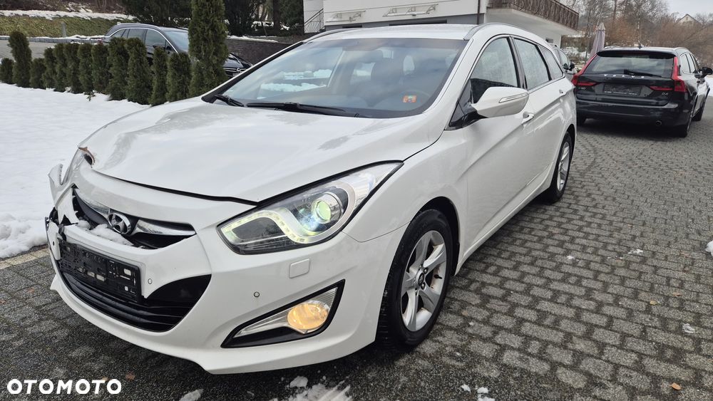 Hyundai i40 Kombi 1.7 CRDi DCT Style - 23