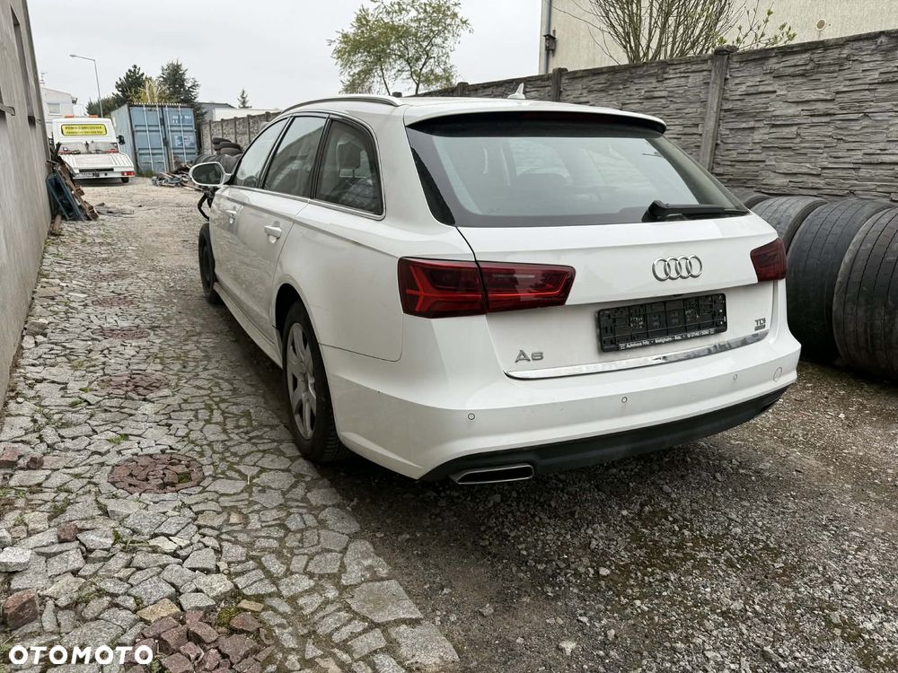 Audi A6 Avant 2.0 TDI Ultra DPF S tronic - 4