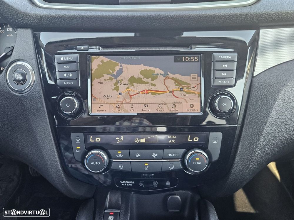 Nissan Qashqai 1.3 DIG-T N-Connecta LED+SKY - 29