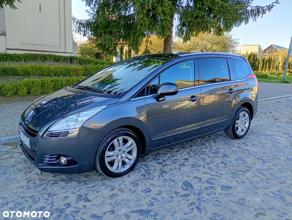 Peugeot 5008 HDI 115 Allure - 22