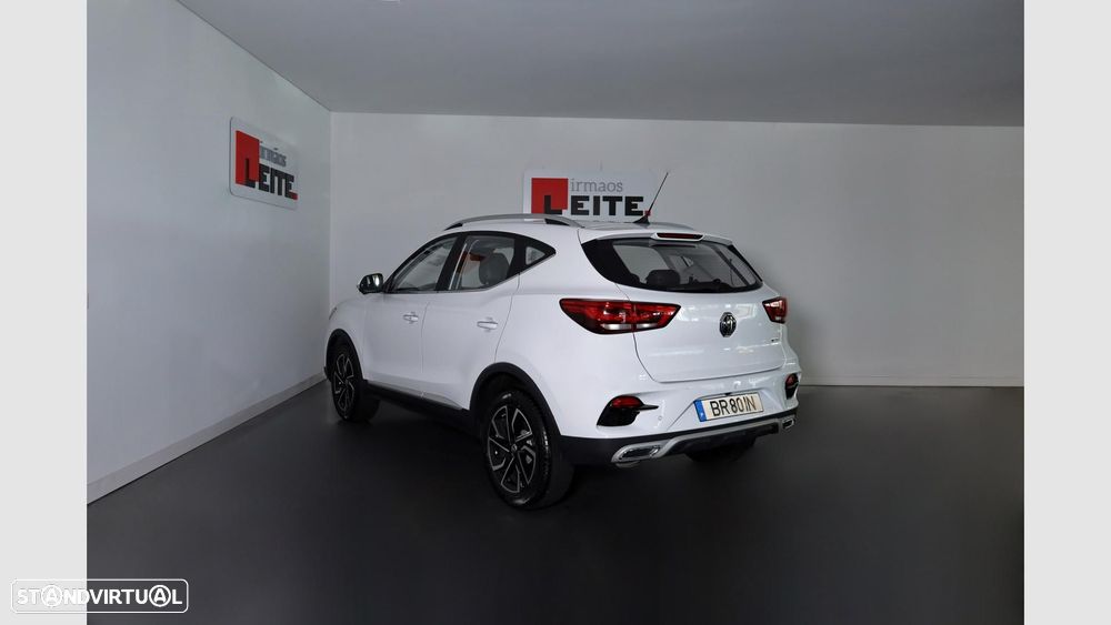 MG ZS - 20