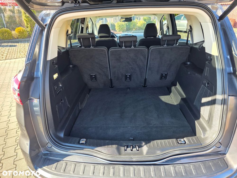 Ford S-Max 2.0 TDCi Titanium - 22