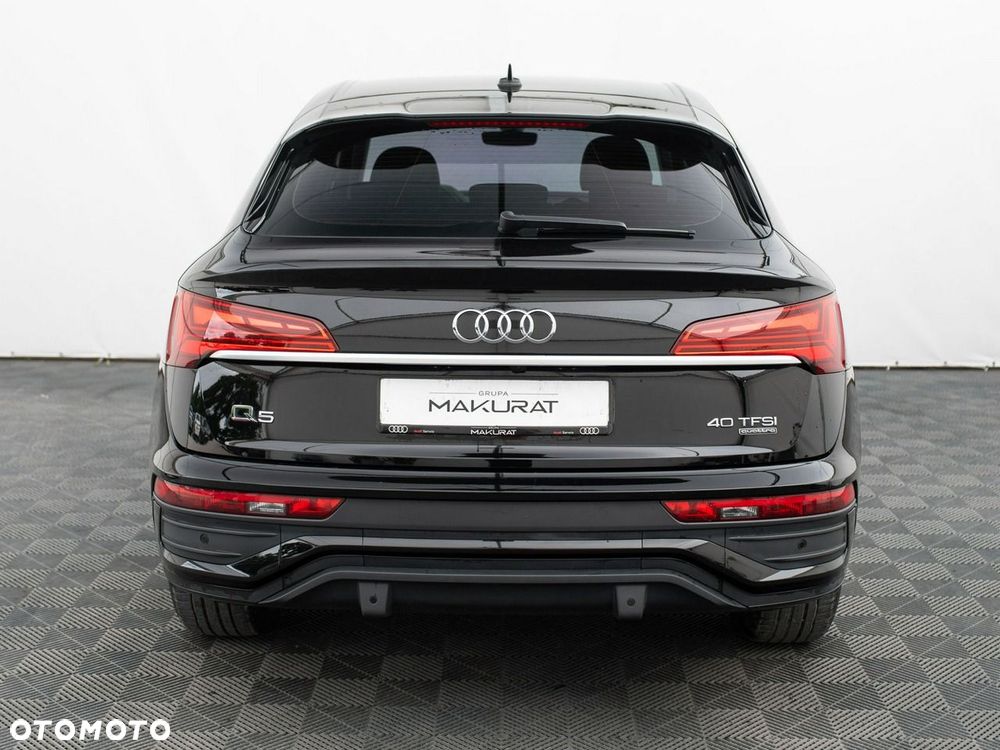 Audi Q5 Sportback - 9
