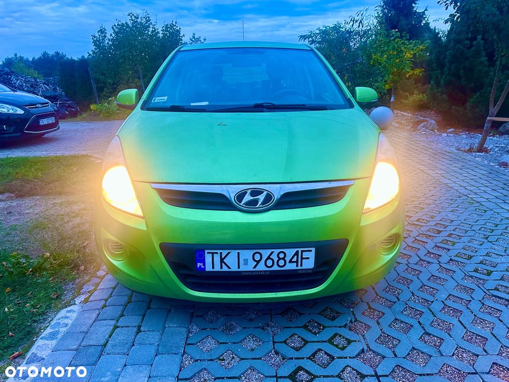 Hyundai I20 2010 photo 4