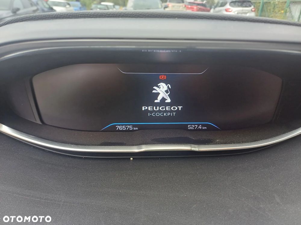 Peugeot 5008 1.5 BlueHDI Active S&S EAT8 - 21