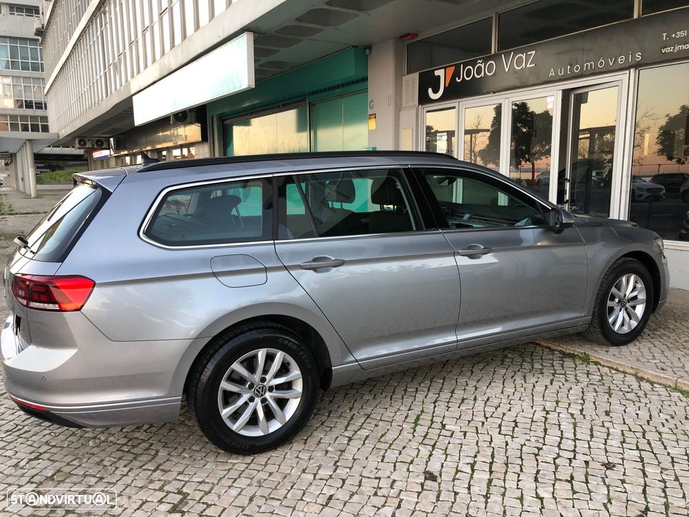 VW Passat Variant 2.0 TDi Business DSG - 9