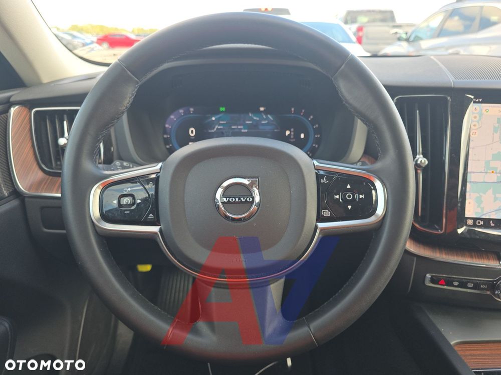 Volvo XC 60 B5 B AWD Plus Dark - 10