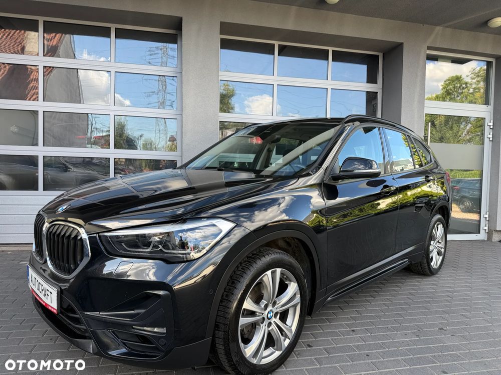 BMW X1 sDrive18i Sport Line - 24