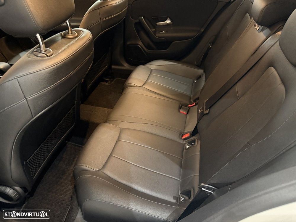 Mercedes-Benz A 250 e - 10