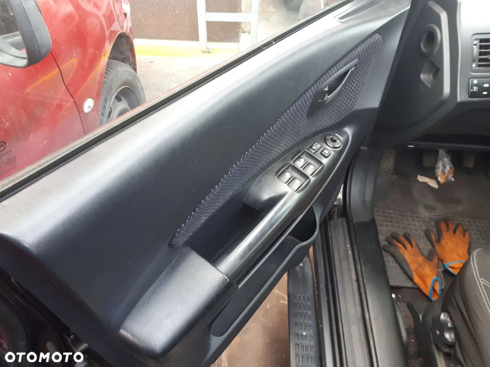 HYUNDAI TUCSON 04-09 PODSZYBIE PLASTIKOWE EB - 29