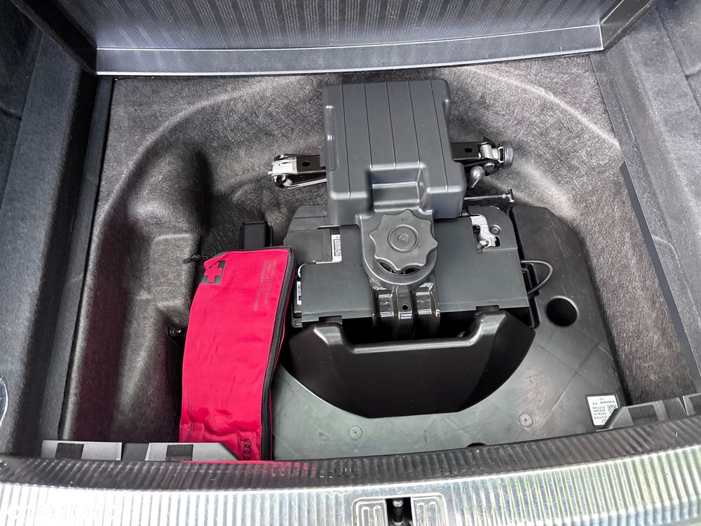 Audi A4 Avant 2.0 TDI DPF clean diesel S line Sportpaket - 20