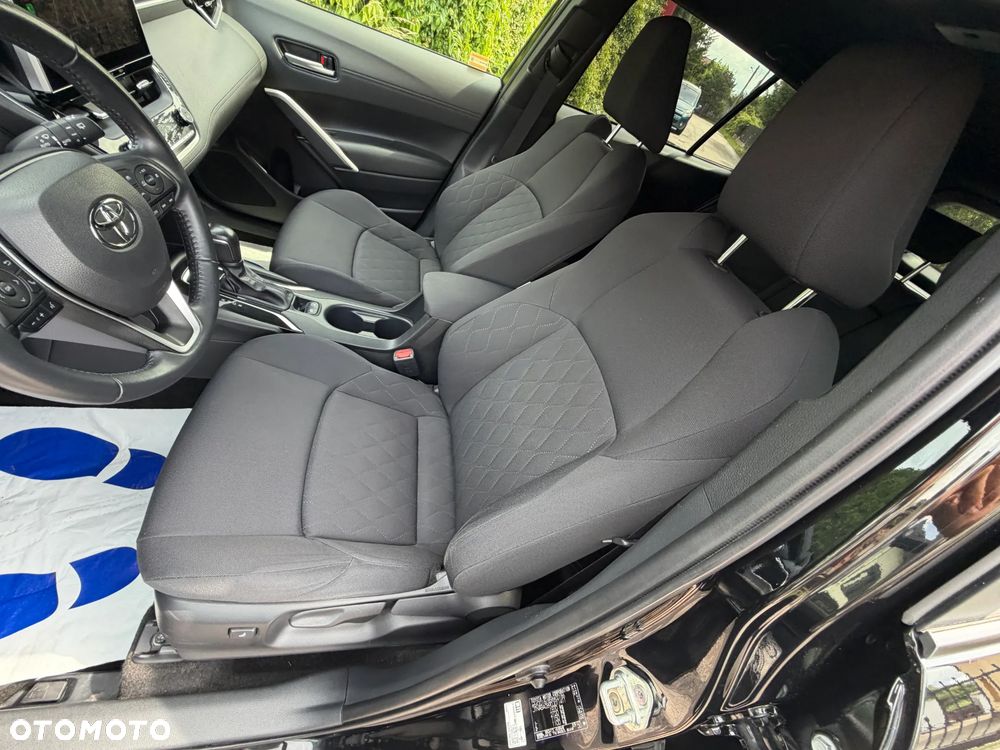Toyota Corolla Cross 2.0 Hybrid Comfort - 12