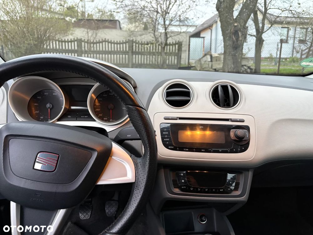 Seat Ibiza SC 1.4 16V Style - 26