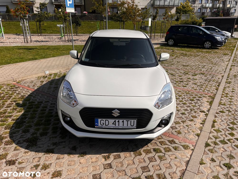 Suzuki Swift 1.2 Premium - 3