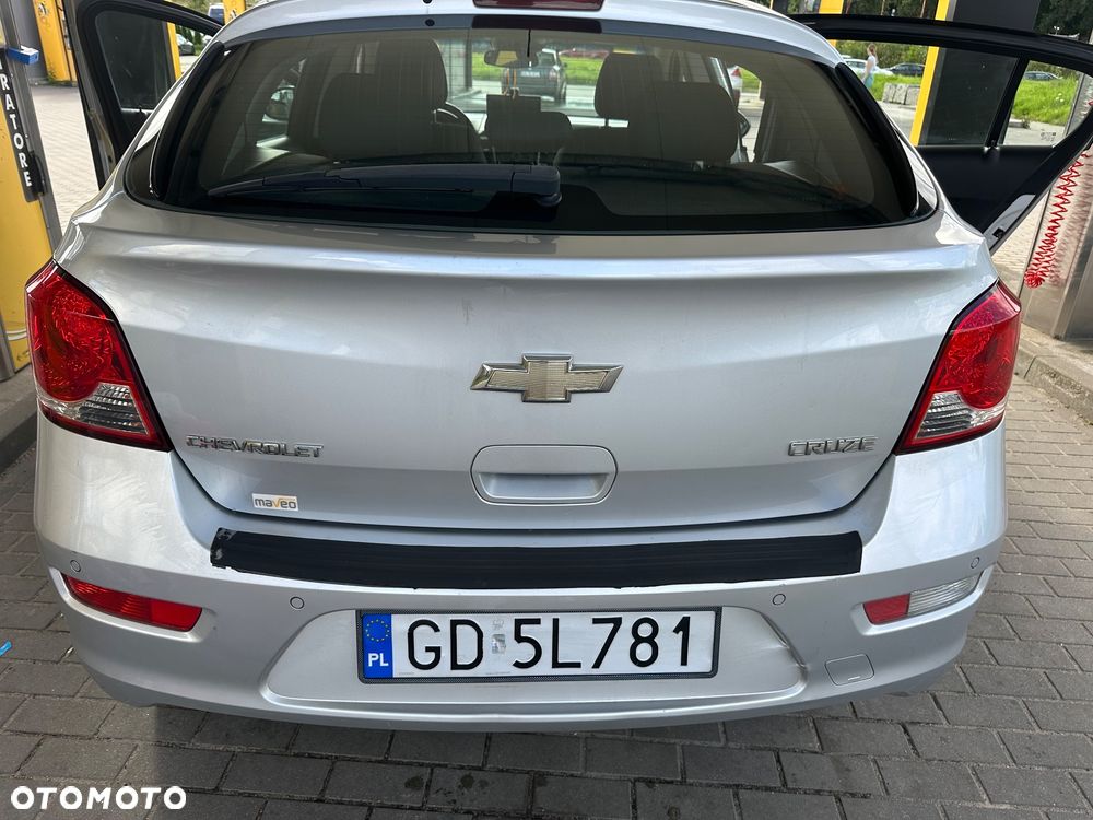 Chevrolet Cruze 1.6 LT - 11