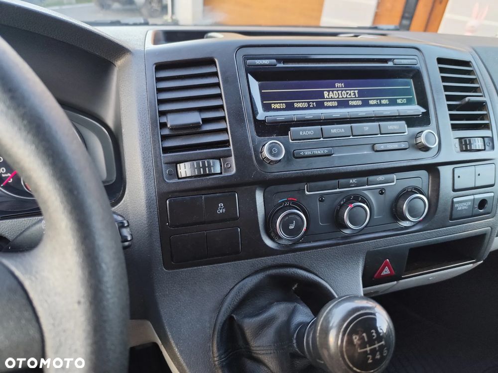 Volkswagen Transporter - 21