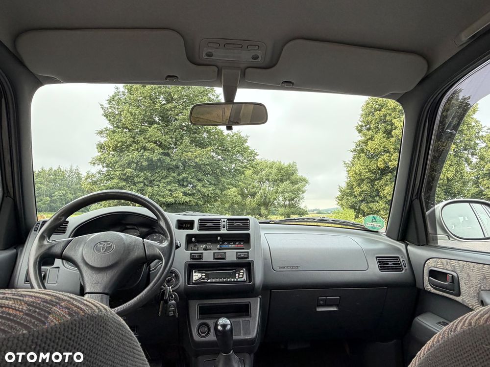 Toyota RAV4 2.0 Fun - 10